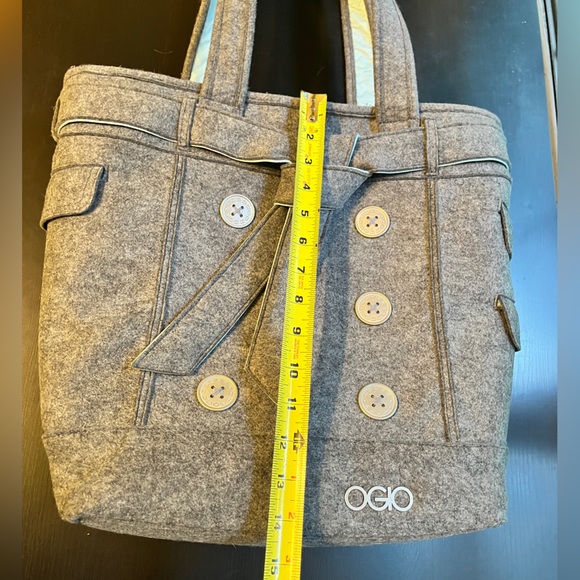 OGIO Hamptons Tote in light grey felt - Picture 10 of 14